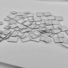 3x3mm2 0.3mm Elektronische Rang Enig Crystal Diamond 225nm aan veel Infrarood