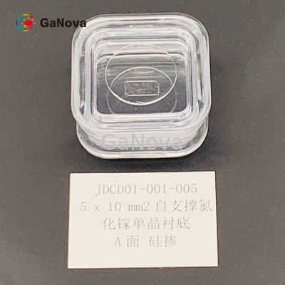 5*10mm2-a-Gezicht Un-doped n-type free-standing Weerstandsvermogen van het het enige kristalsubstraat van GaN &lt; 0,05 Ω·cm-Machtsapparaat/laser