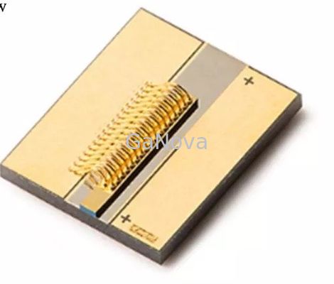 915nm 10W COS-diodelaserchip op submount-ontwerp