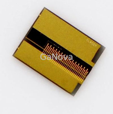 Emitter Grootte 94um Diode Laser Chip Op Submount Ontwerp Drempel Stroom 0.5A
